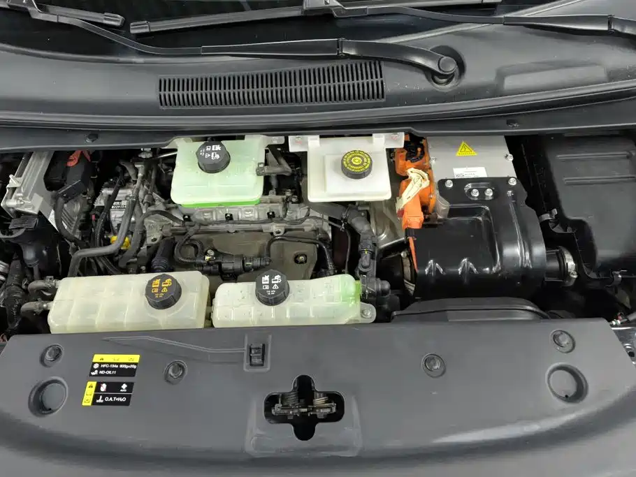 GAC Motor 传祺E8 PHEV — миниатюра 10