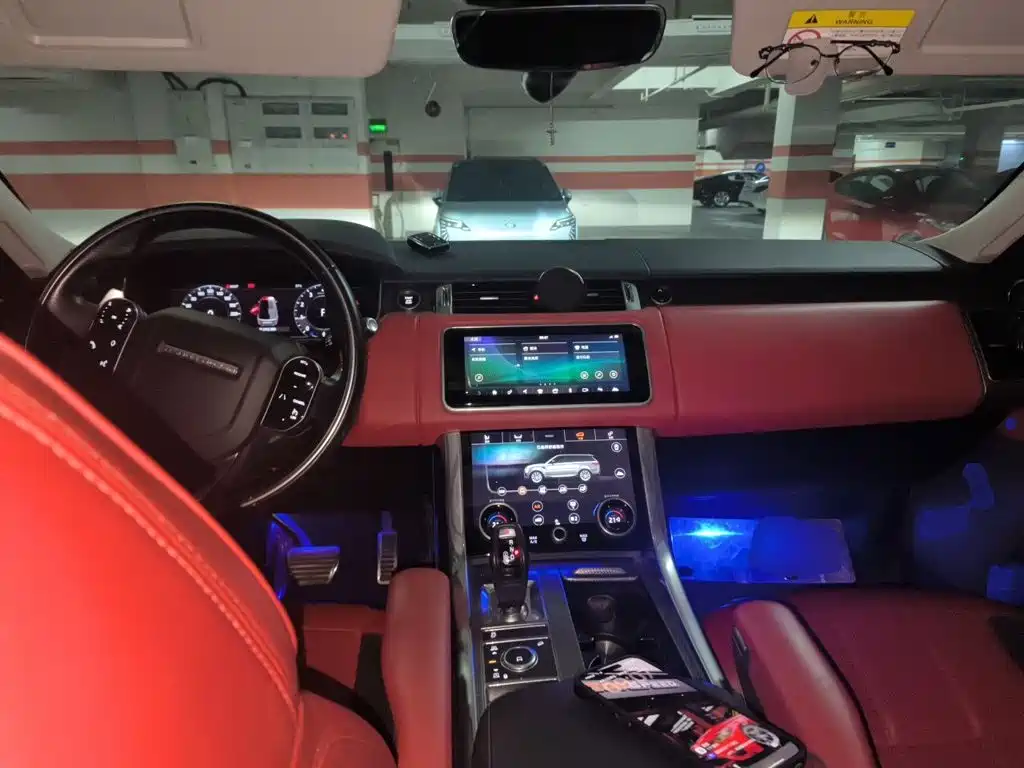Land Rover Sport — миниатюра 6