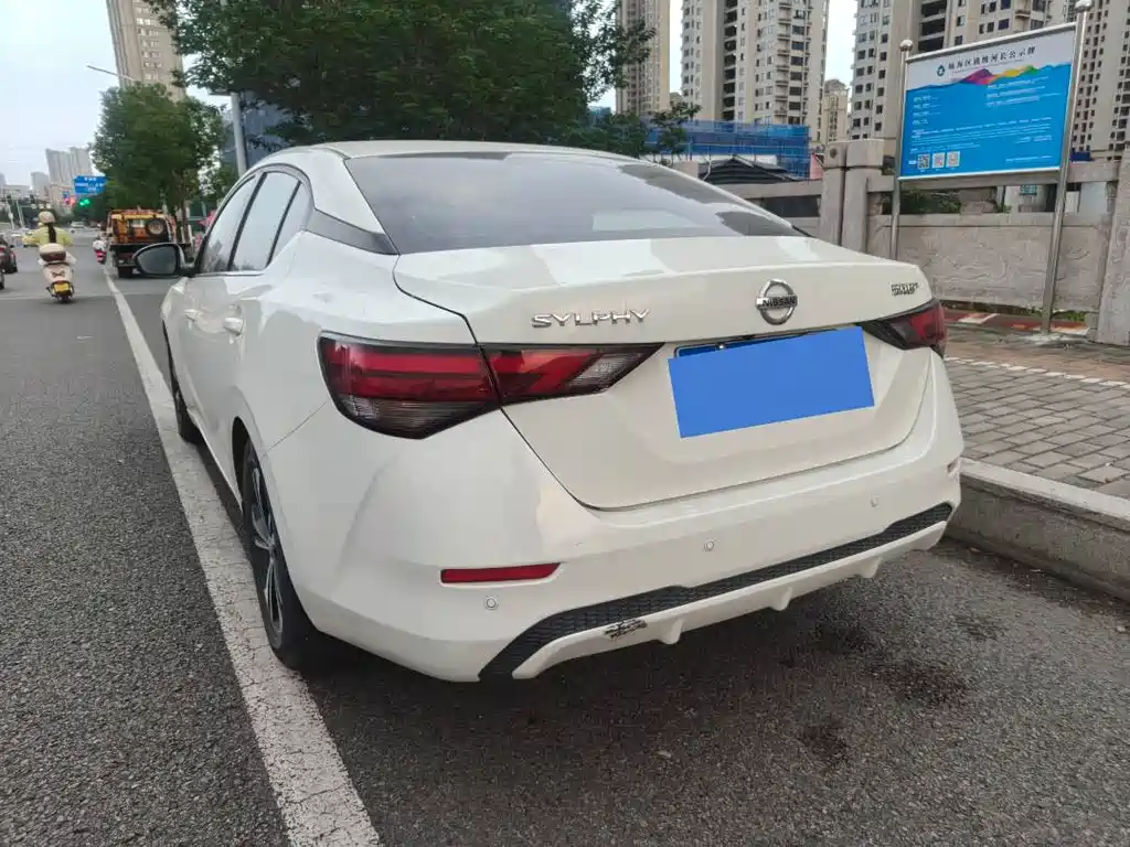 Nissan Sylphy — миниатюра 4