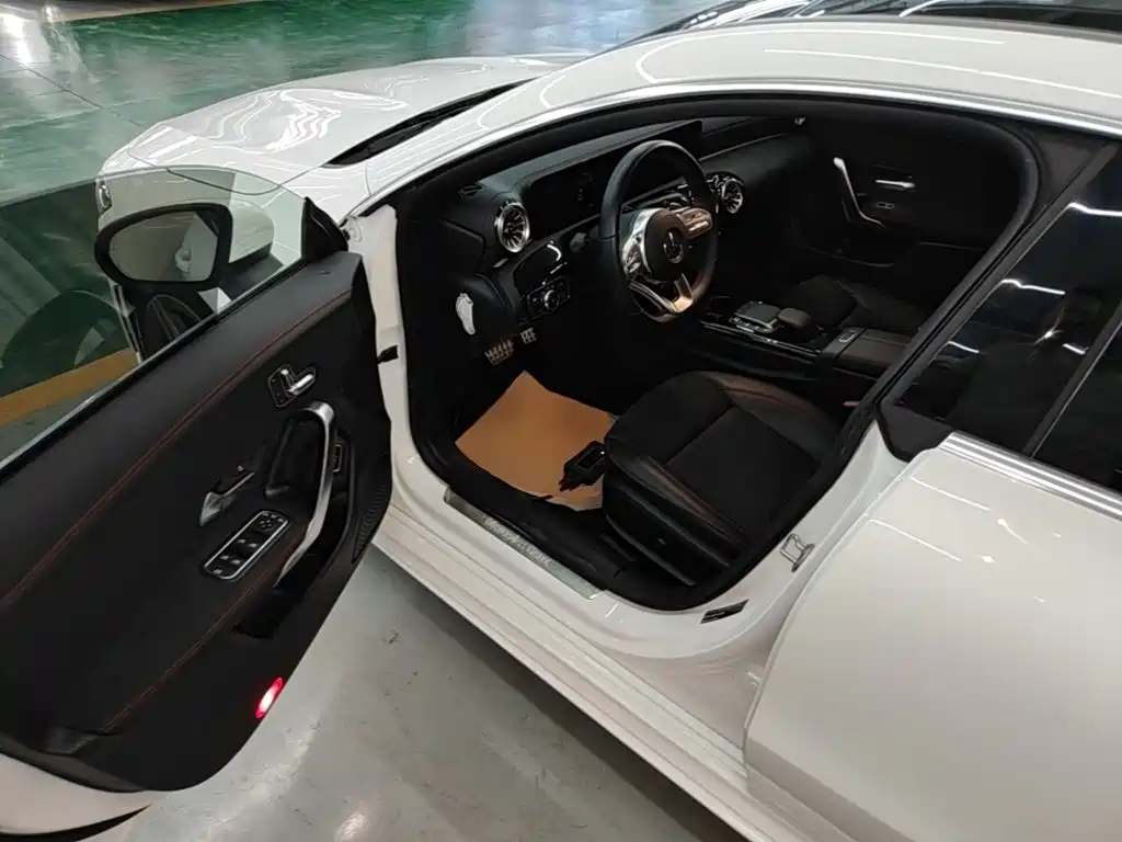 Mercedes-Benz CLA (Import) — миниатюра 16
