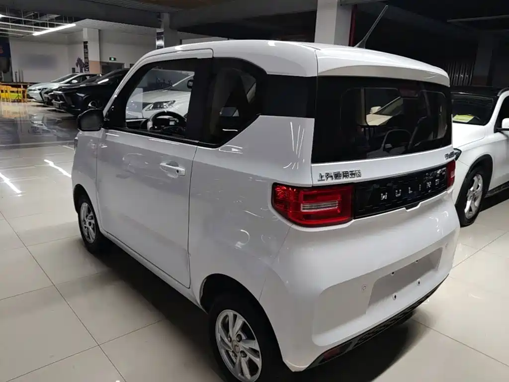 Wuling MINIEV — миниатюра 5