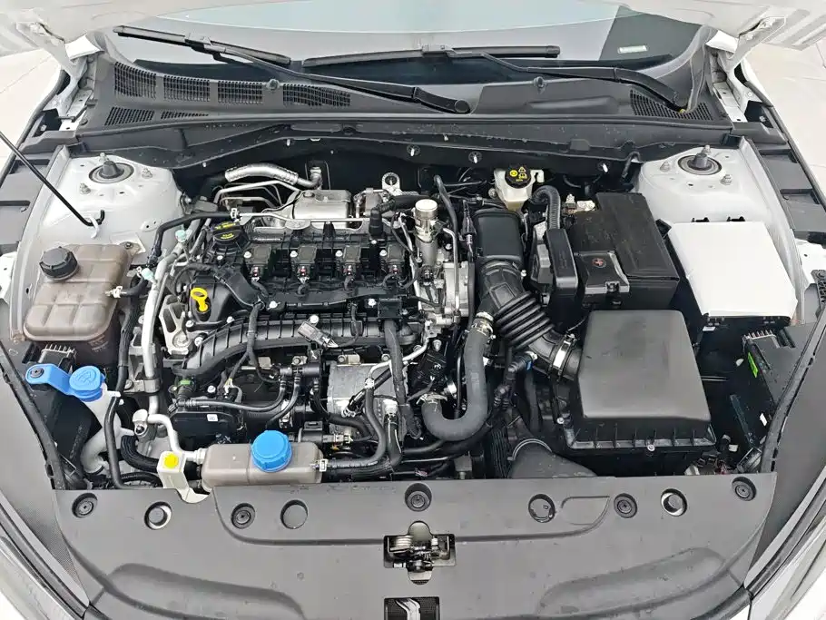 Changan Eado 2025 1.5T 500Bar Luxury