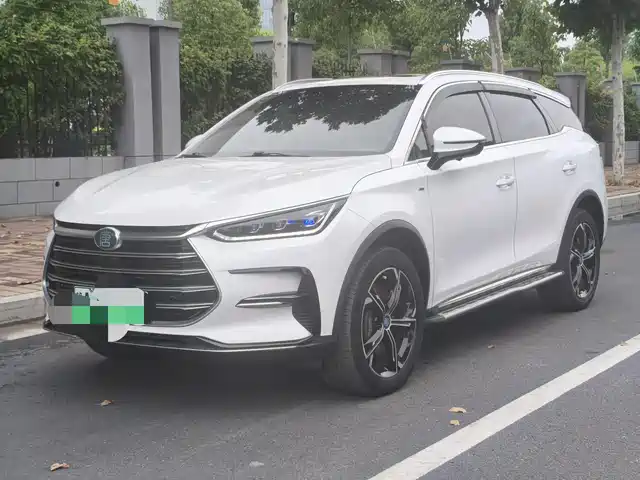2021 BYD Tang