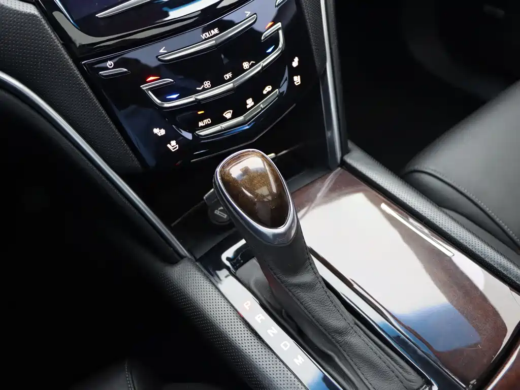 Cadillac XTS — миниатюра 19