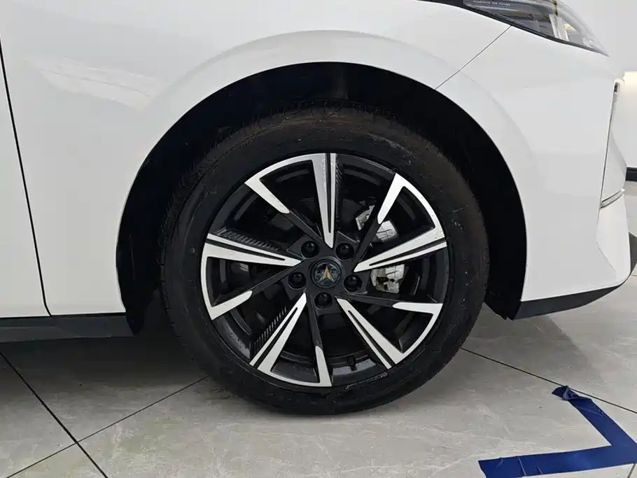 Changan Eado 2025 1.5T 500Bar Luxury