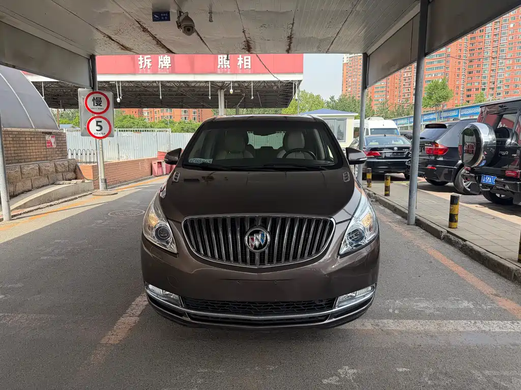 Buick GL8 2015