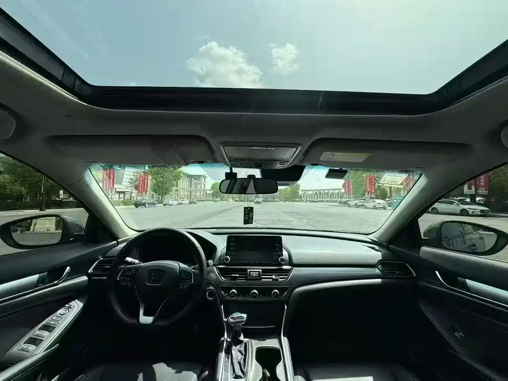 Honda Accord 2021 260TURBO Luxury