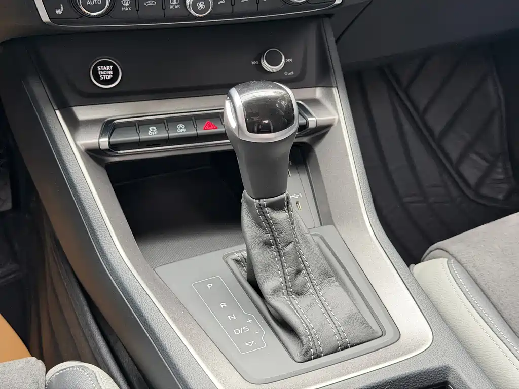 Audi Q3 — миниатюра 6