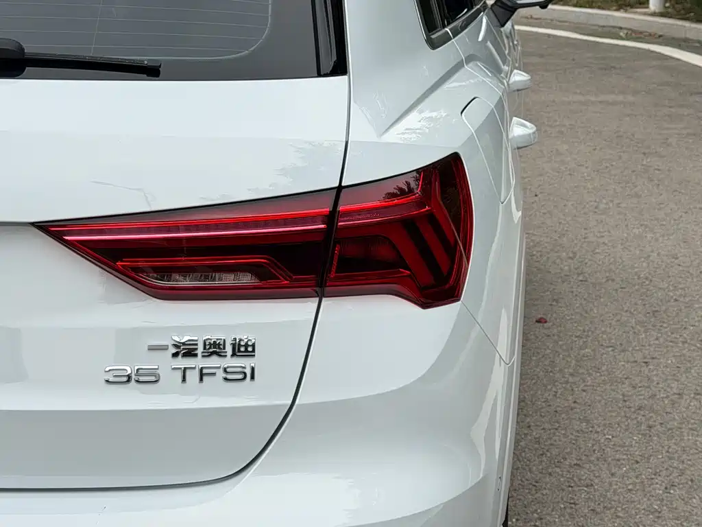 Audi Q3 — миниатюра 12
