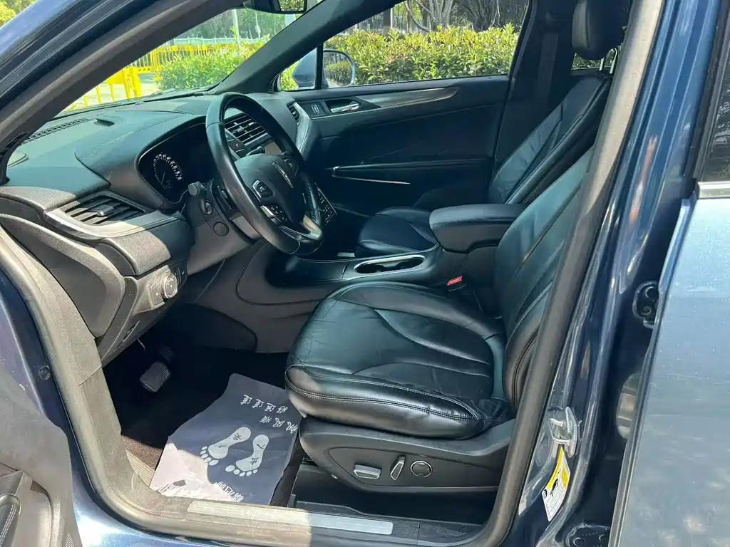 Lincoln MKC — миниатюра 3
