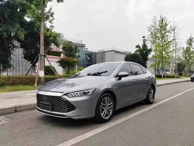 2023 BYD Qin