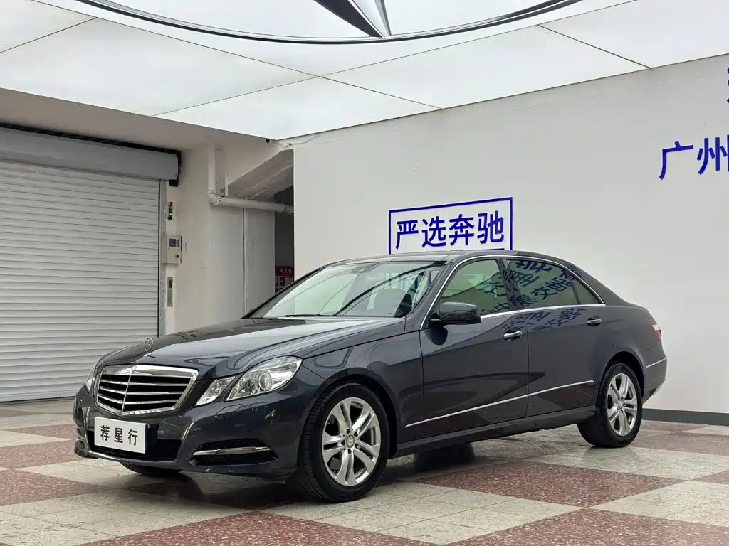 Mercedes-Benz E-Class — миниатюра 2