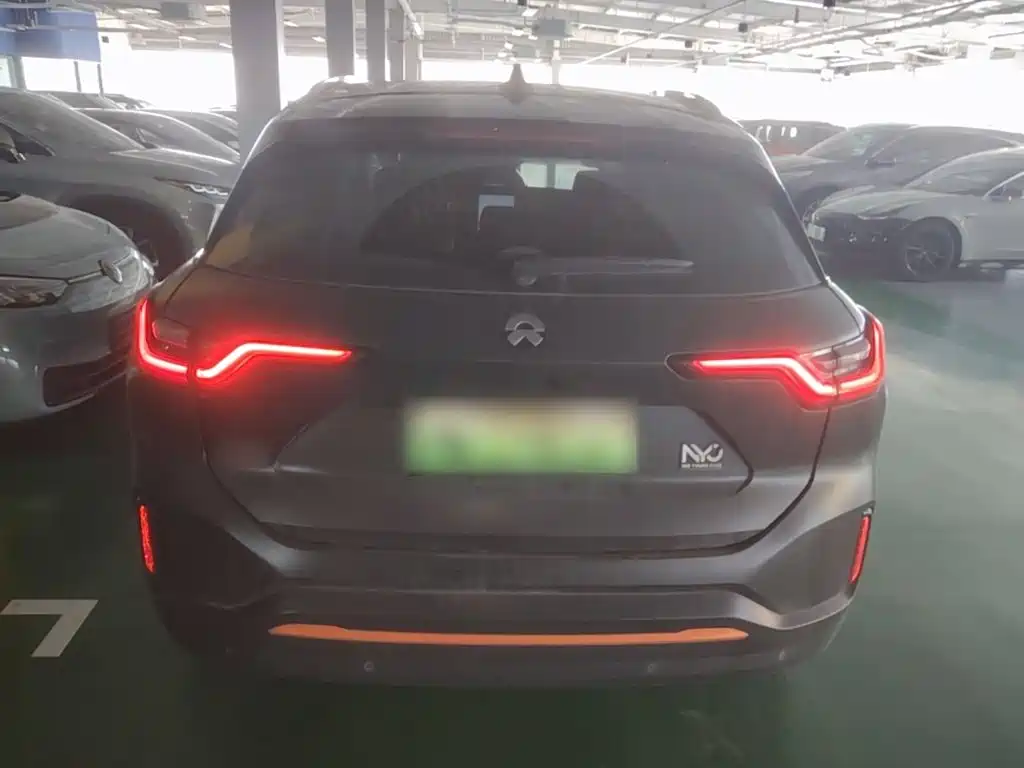NIO ES6 — миниатюра 6