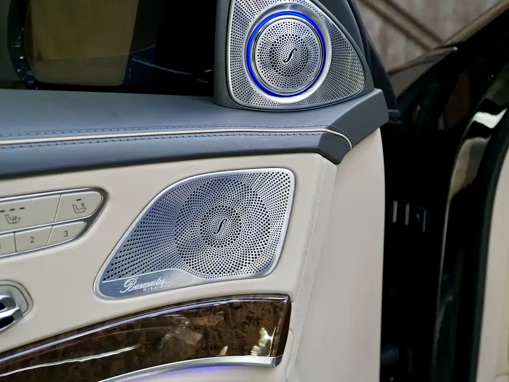 Mercedes-Benz S-Class — миниатюра 18