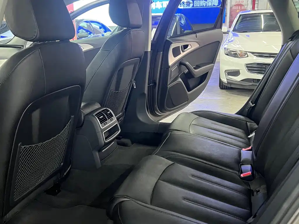 Audi A6L — миниатюра 10