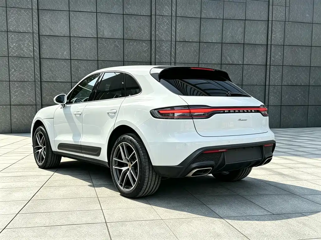 Porsche Macan — миниатюра 17