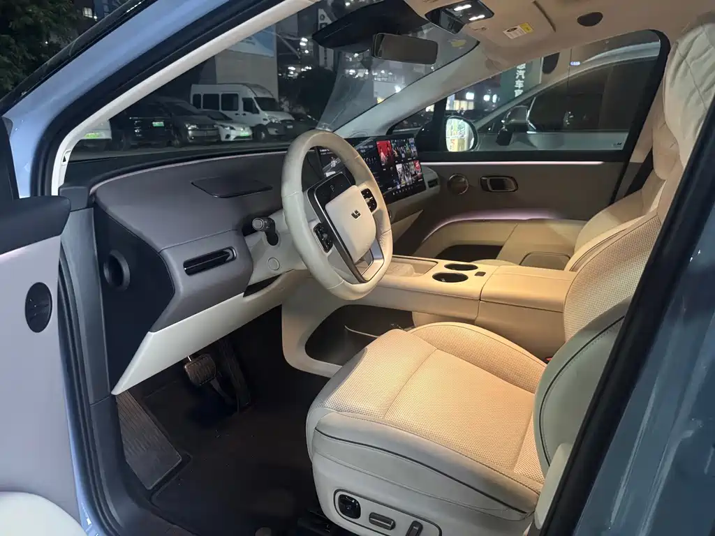 Li Auto Li i8 — миниатюра 4