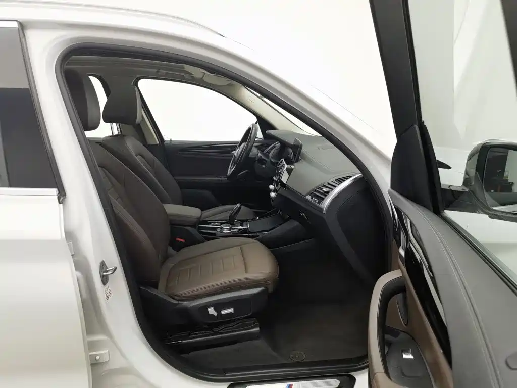 BMW X3 — миниатюра 23