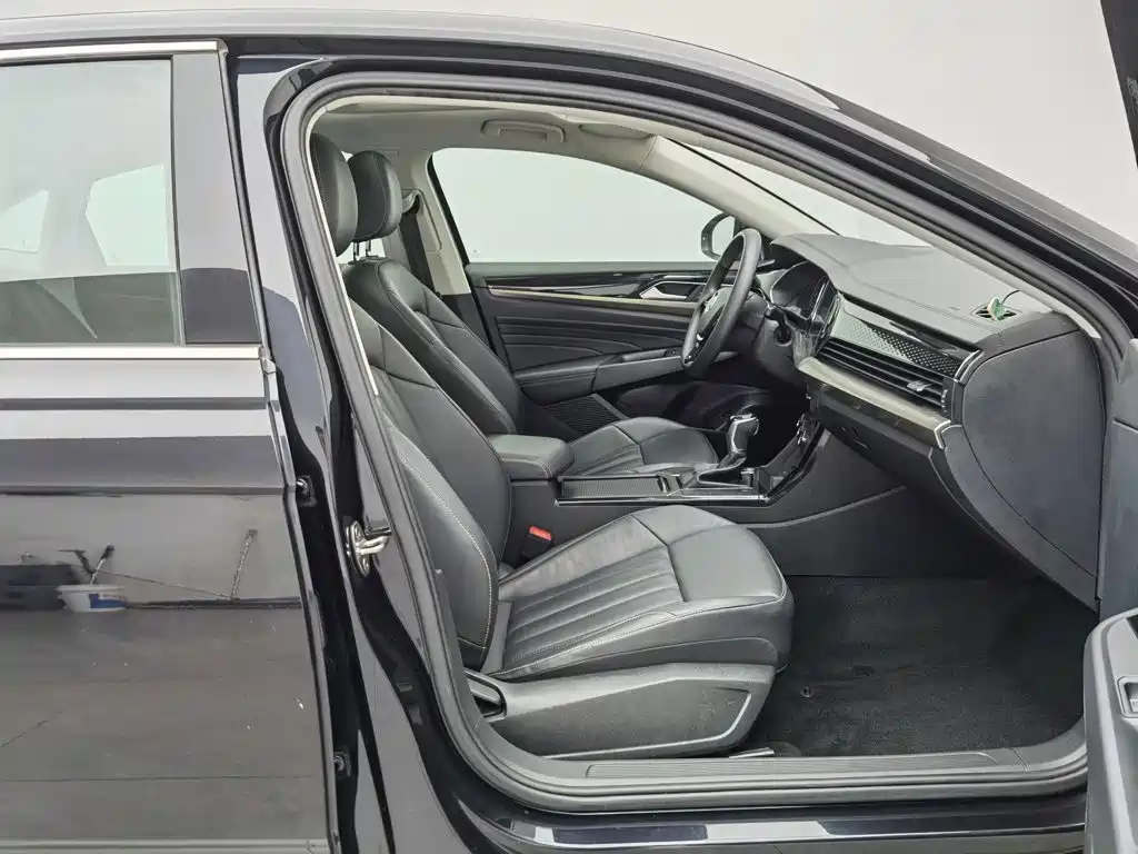 Volkswagen Passat — миниатюра 23