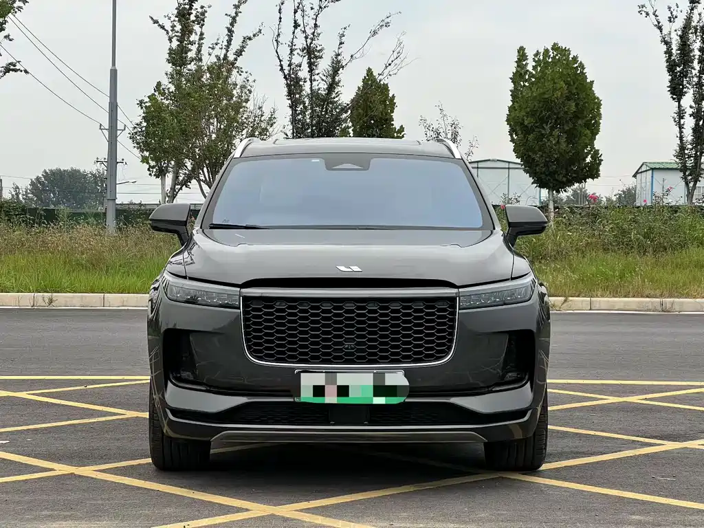 Li Auto Li ONE — миниатюра 2