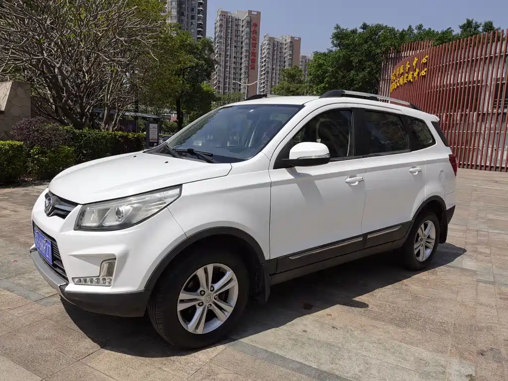 BAIC S3 2016 1.5L MT Comfort V