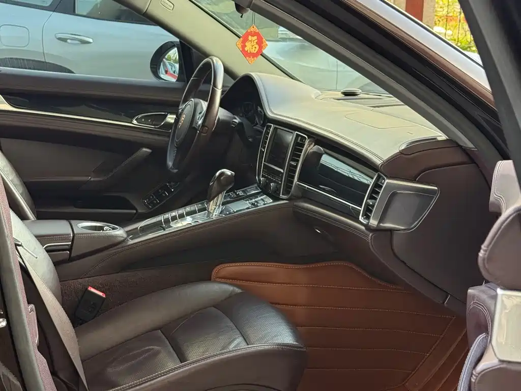Porsche Panamera — миниатюра 22