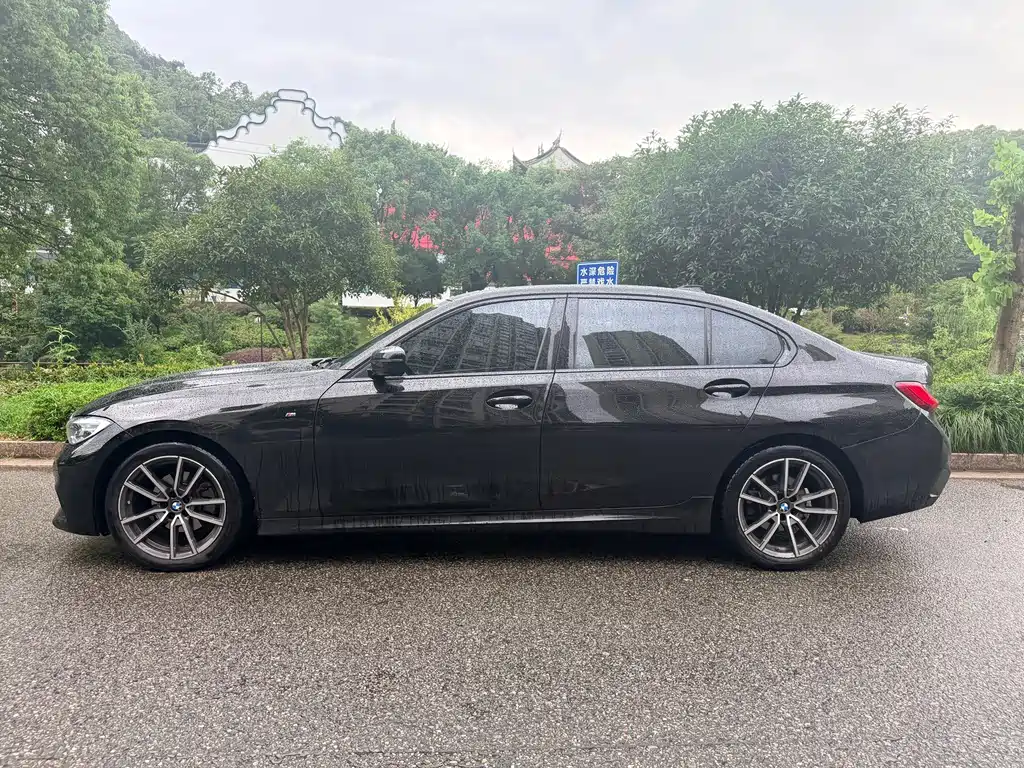 BMW 3 Series — миниатюра 3