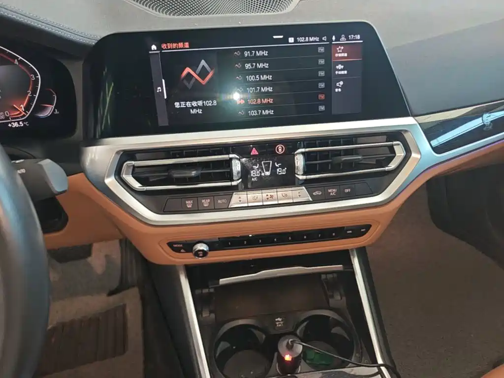 BMW 3 Series — миниатюра 13