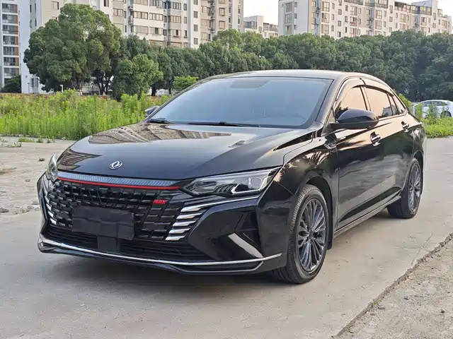 Dongfeng Aeolus Yixuan MAX