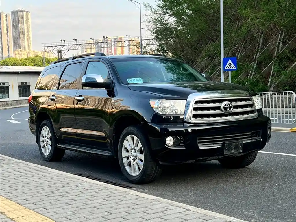 Toyota Sequoia 2010 5.7 Platinum