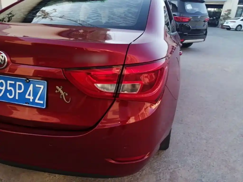 Buick Excelle — миниатюра 8