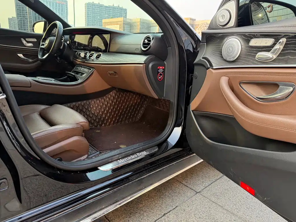 Mercedes-Benz E-Class E 2021 E 260 L Sport