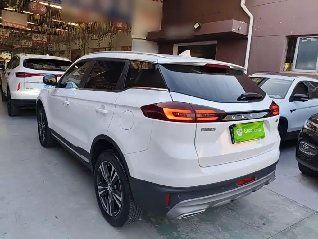 Geely Boyue — миниатюра 5