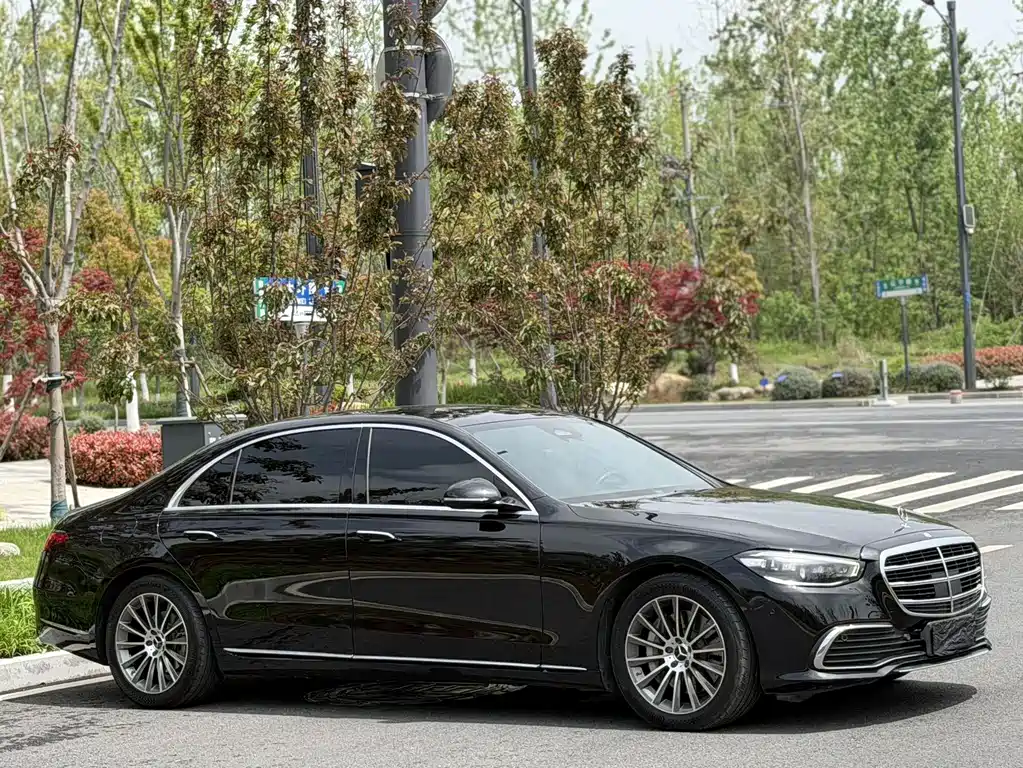 Mercedes-Benz S-Class — миниатюра 3