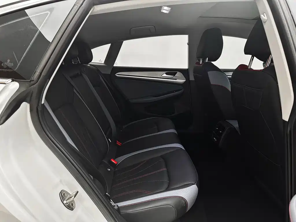 Volkswagen Lamando — миниатюра 23