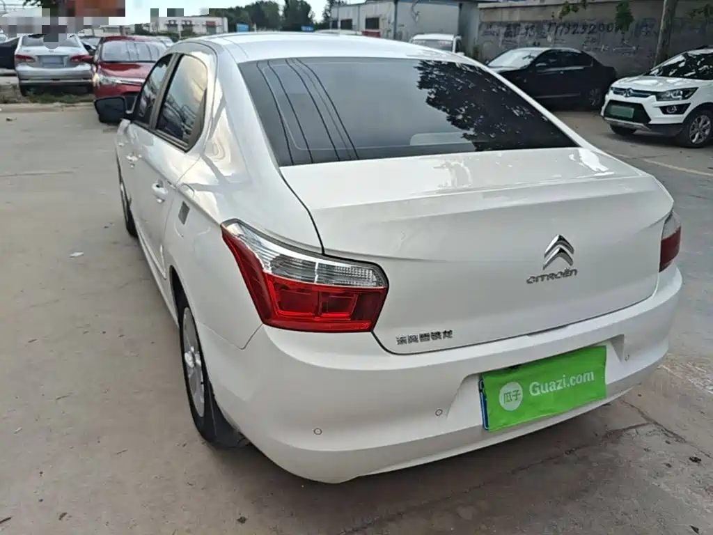 Citroen Elysee — миниатюра 5
