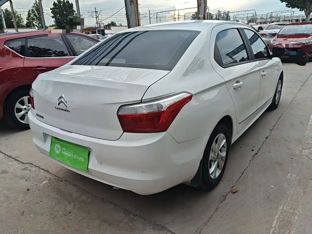 Citroen Elysee — миниатюра 7