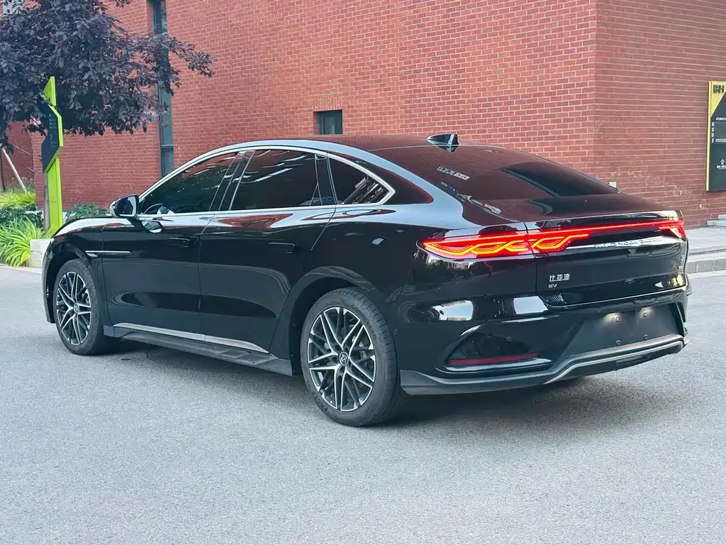 BYD Han — миниатюра 7