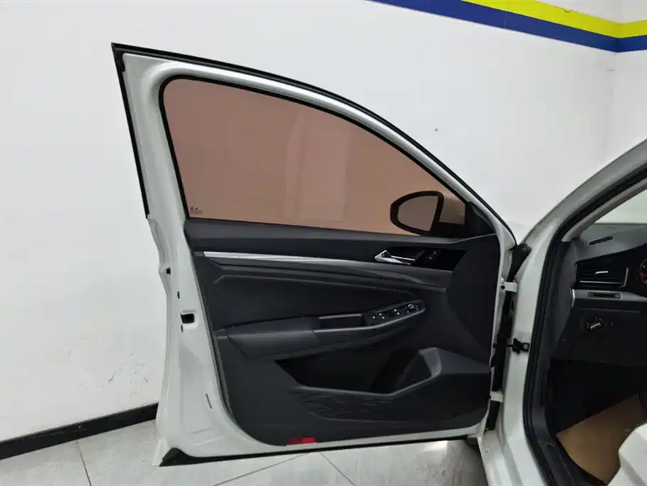 Volkswagen Bora 2020 1.5L AT Comfort