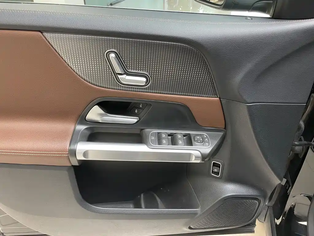 Mercedes-Benz GLB 2021 GLB 200