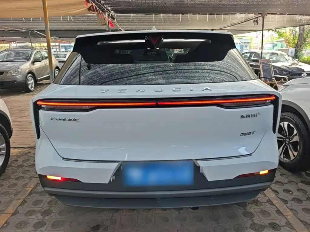 Venucia V — миниатюра 6