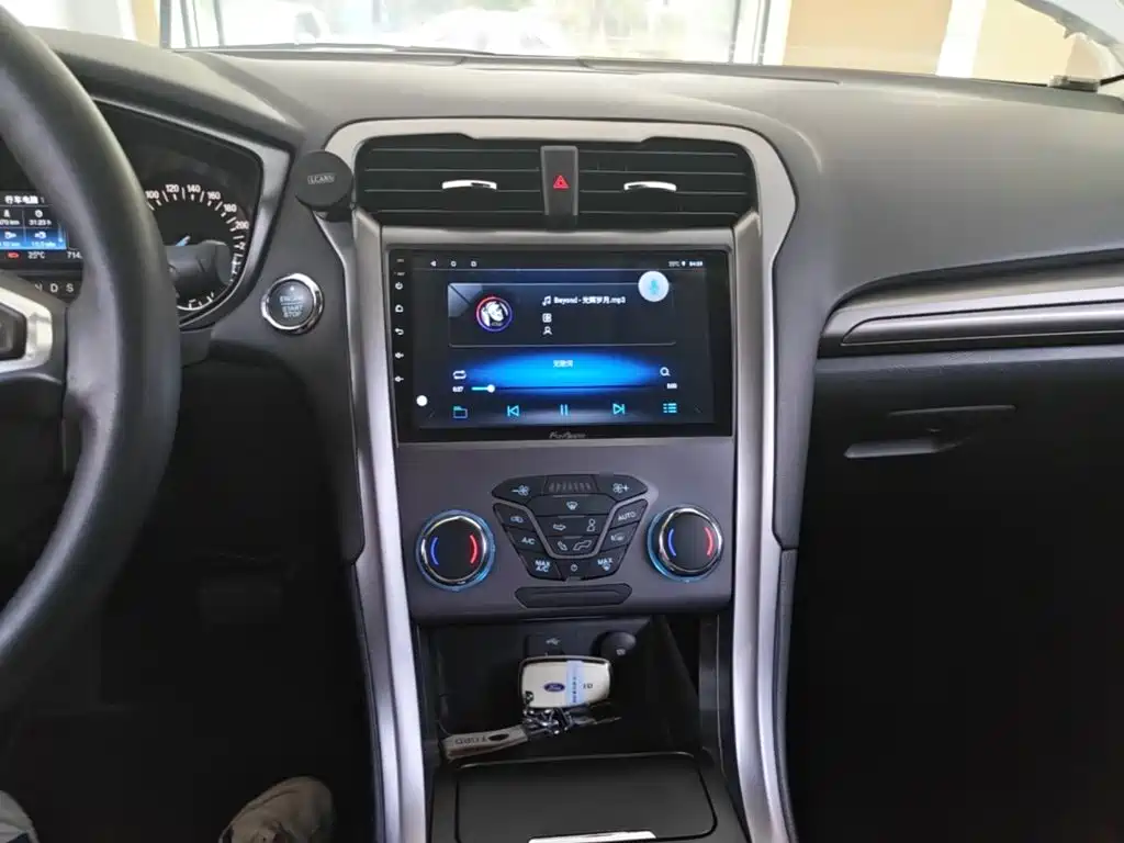 Ford Mondeo — миниатюра 13