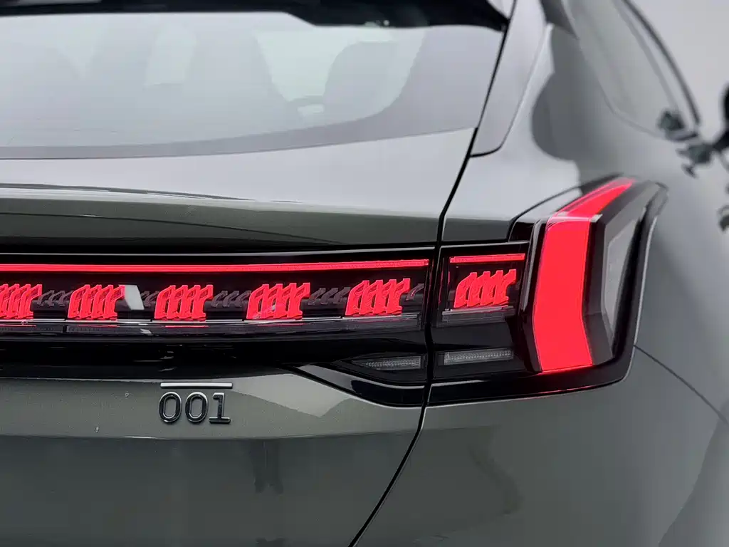 ZEEKR EXTREME KRYPTON 001