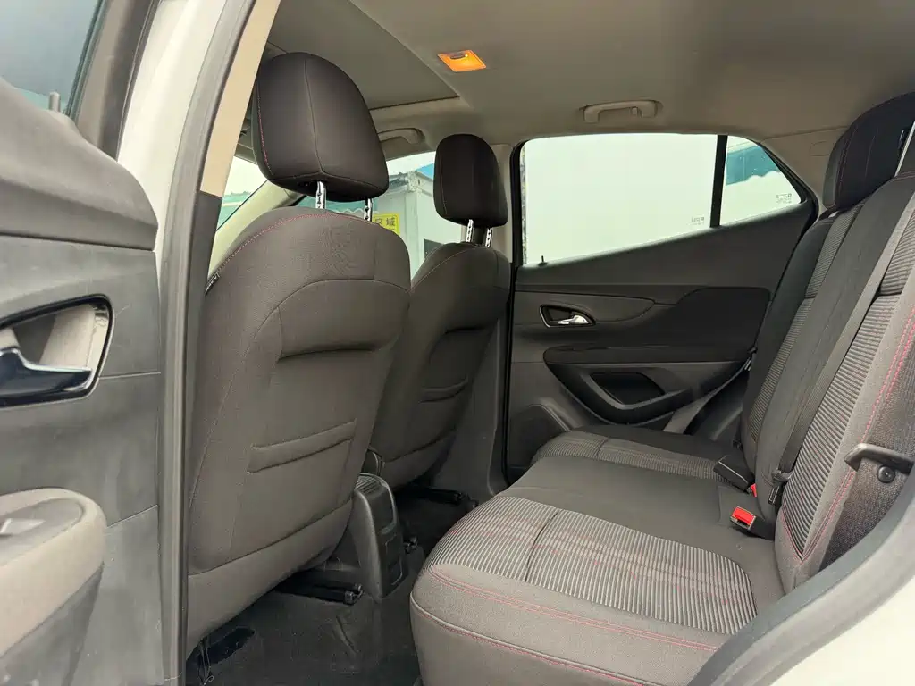 Buick Encore — миниатюра 8