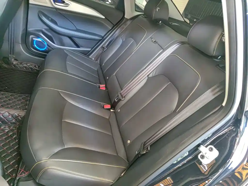Roewe i6 MAX — миниатюра 17