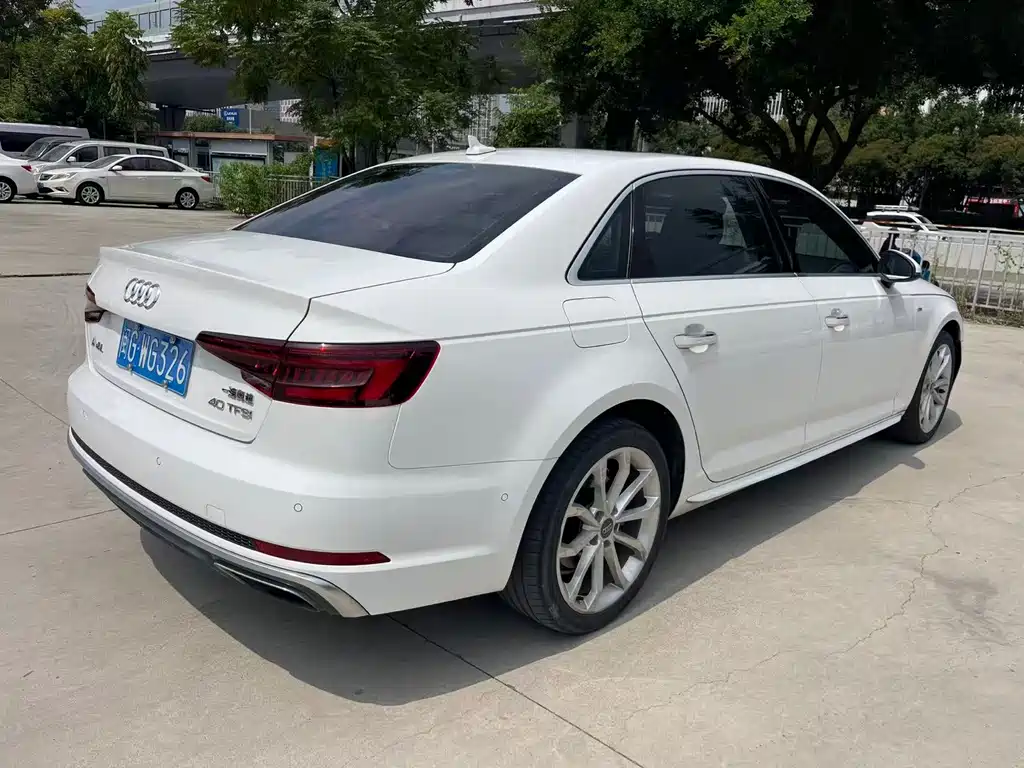 Audi A4L — миниатюра 5