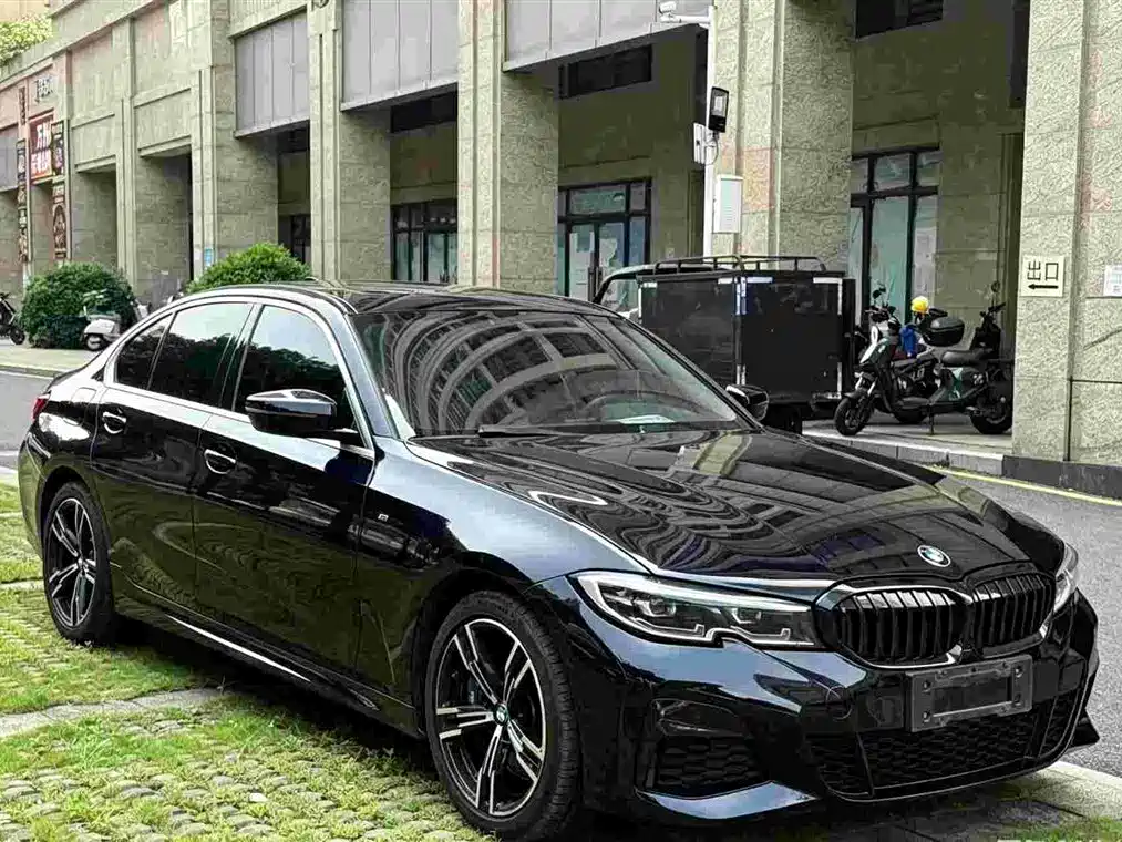 BMW 3 Series — миниатюра 3