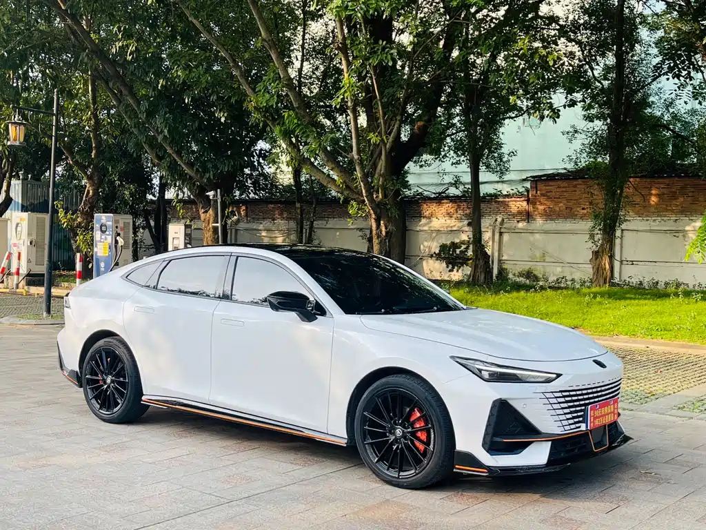 Changan UNI-V — миниатюра 3