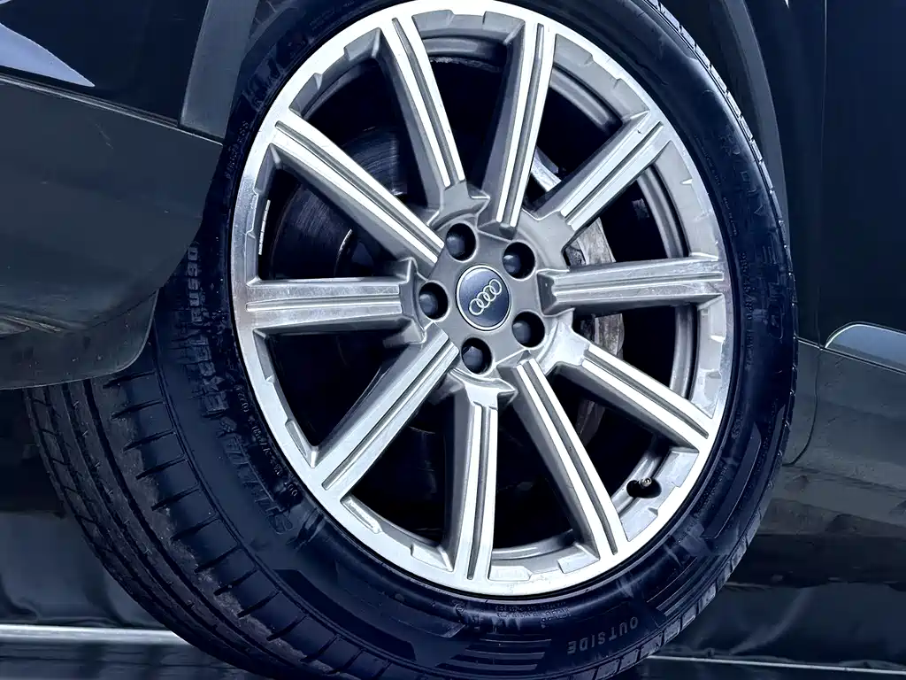 Audi Q7 2016 3.0T