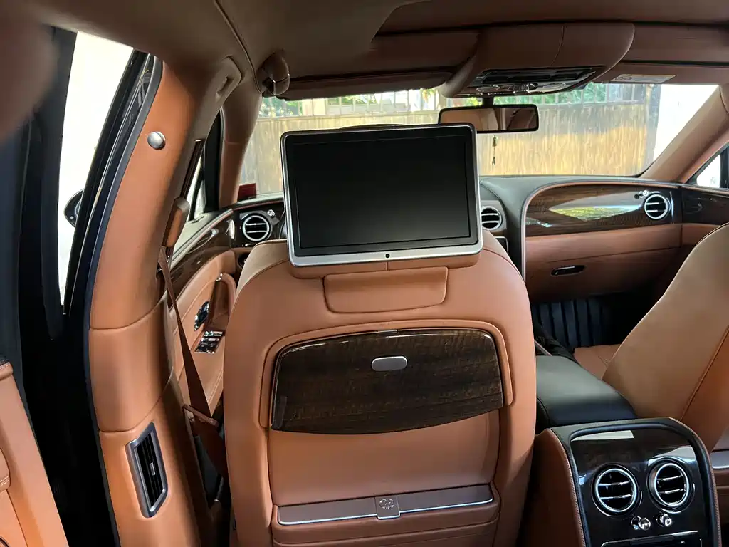 Bentley Flying Spur 2016 4.0T V8 Standard